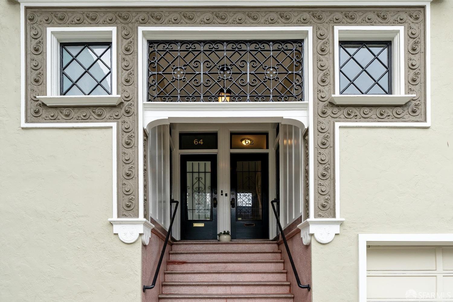 62 Pleasant Street