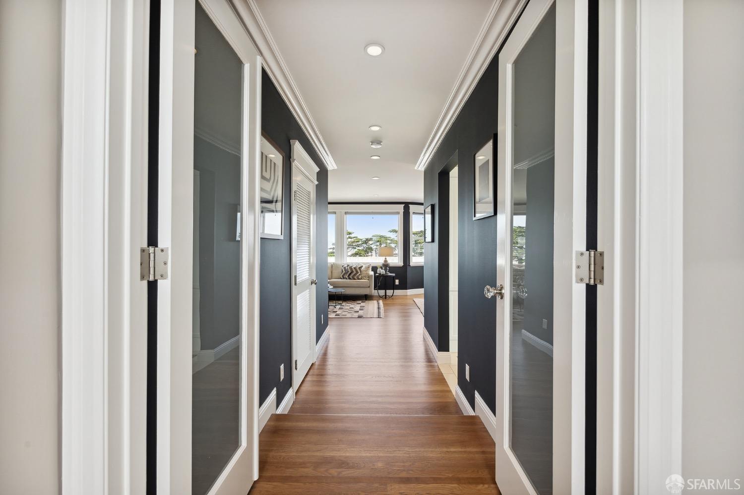 14 Divisadero Street