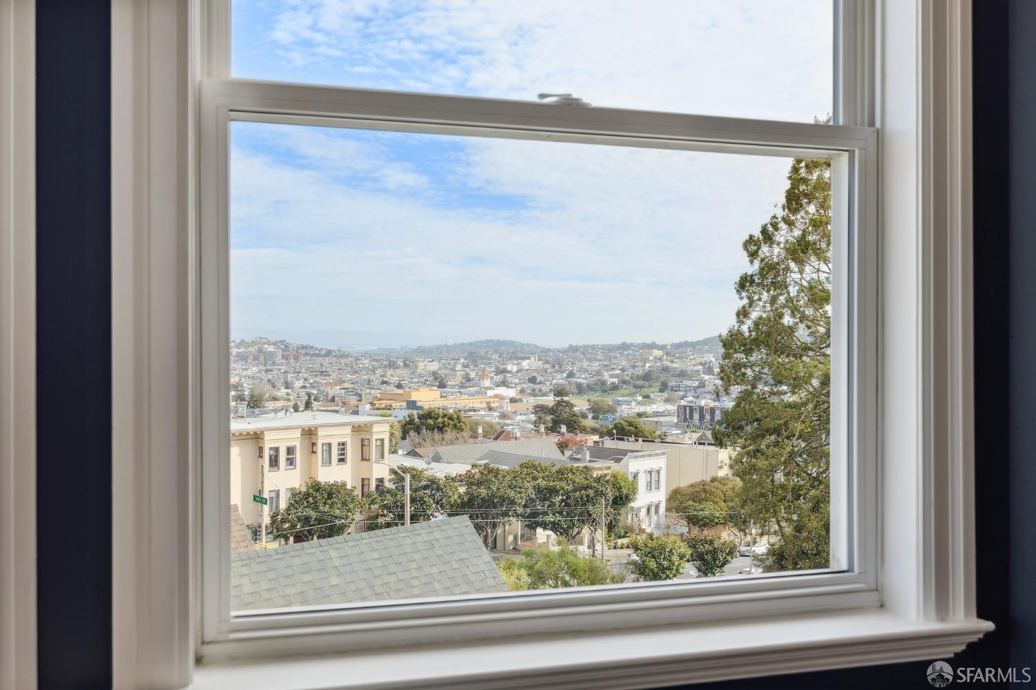 14 Divisadero Street