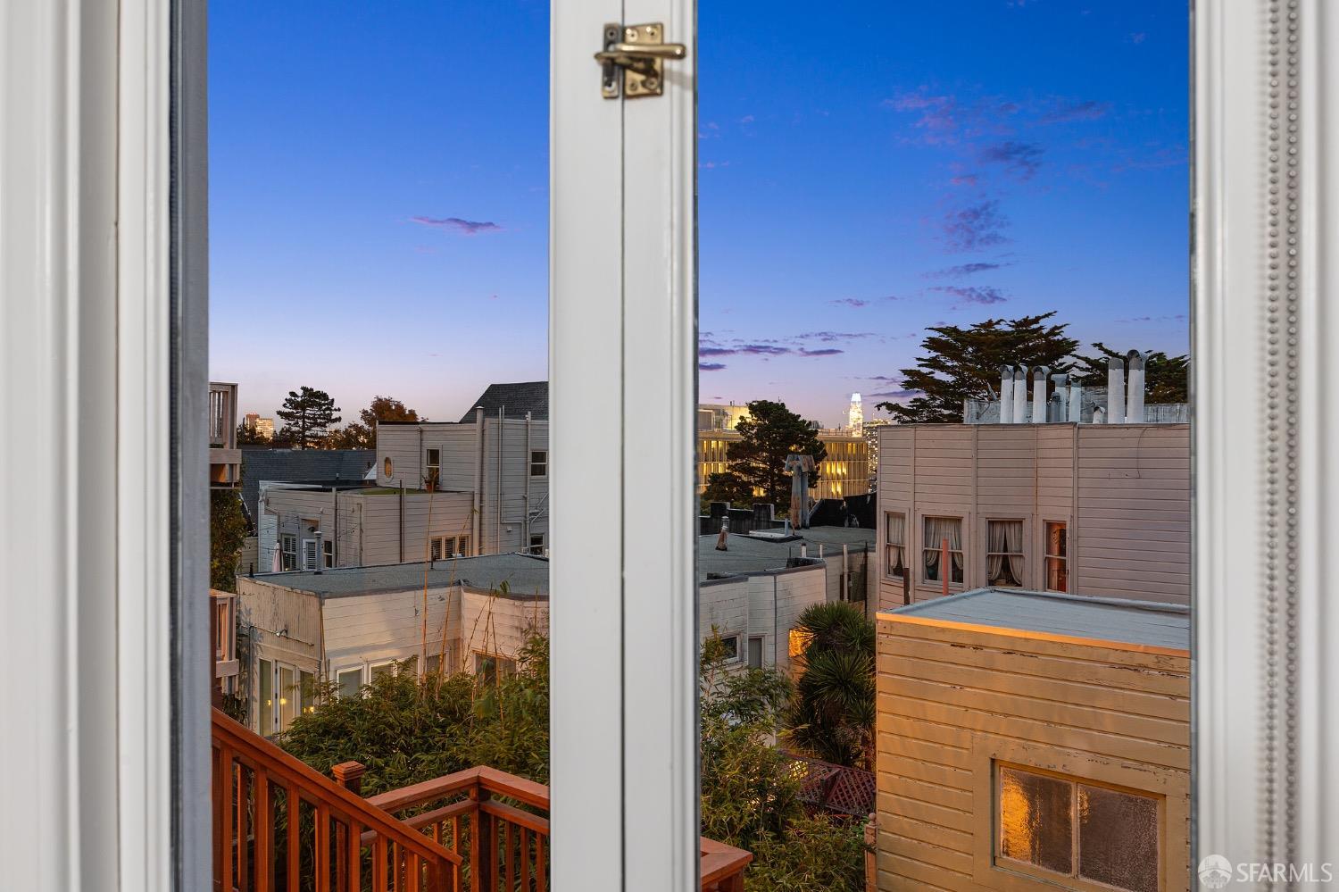 14 Divisadero Street
