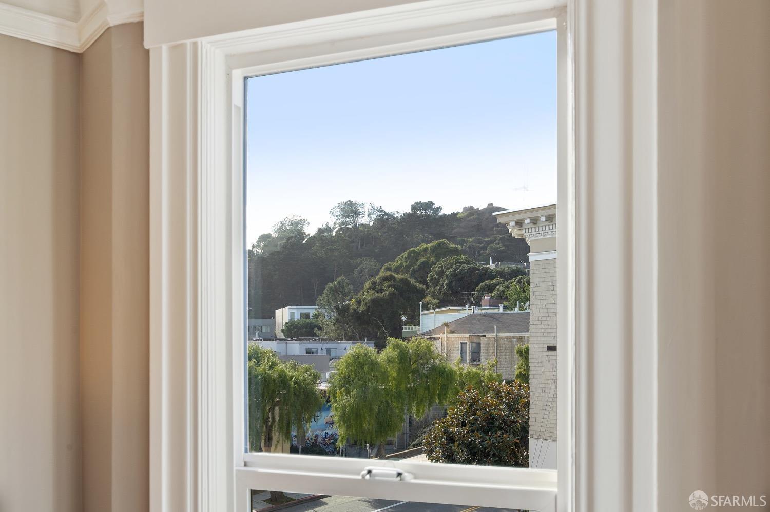 14 Divisadero Street