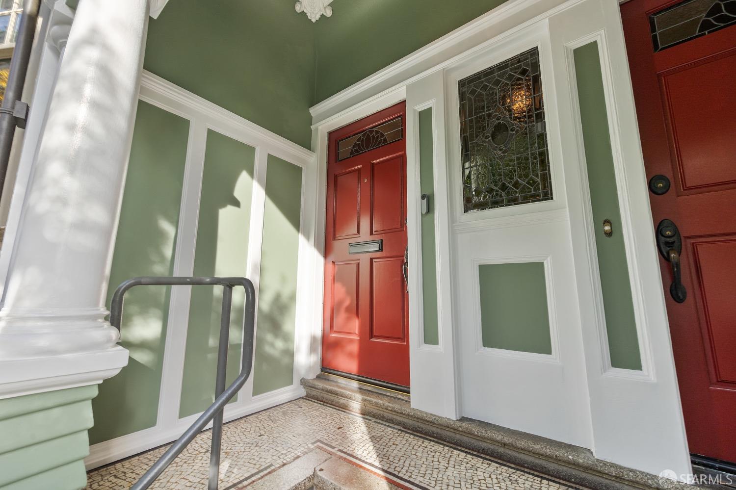 14 Divisadero Street