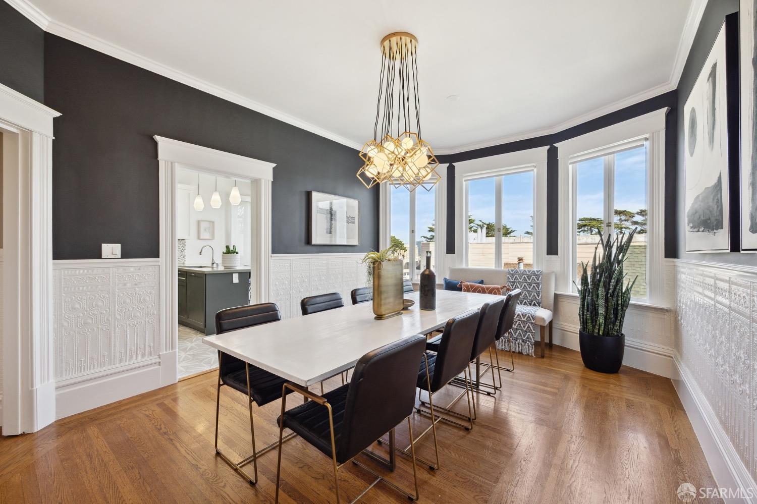 14 Divisadero Street