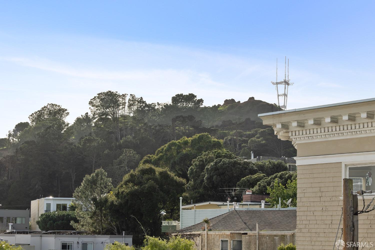 14 Divisadero Street