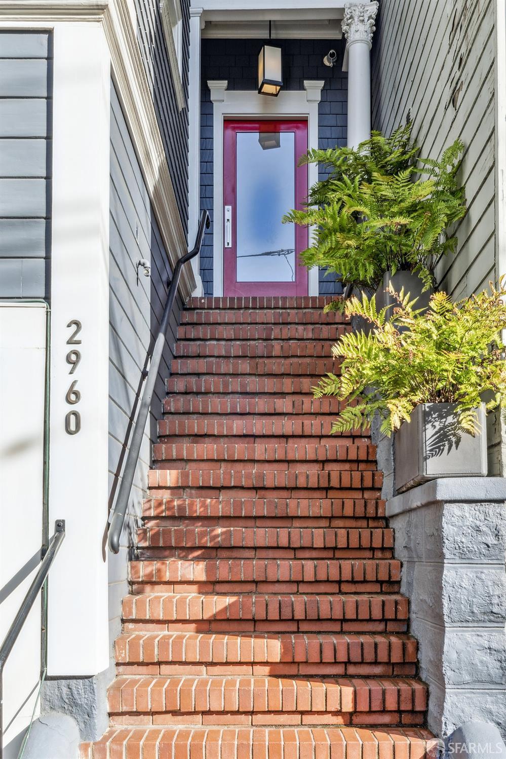 2960 Steiner Street