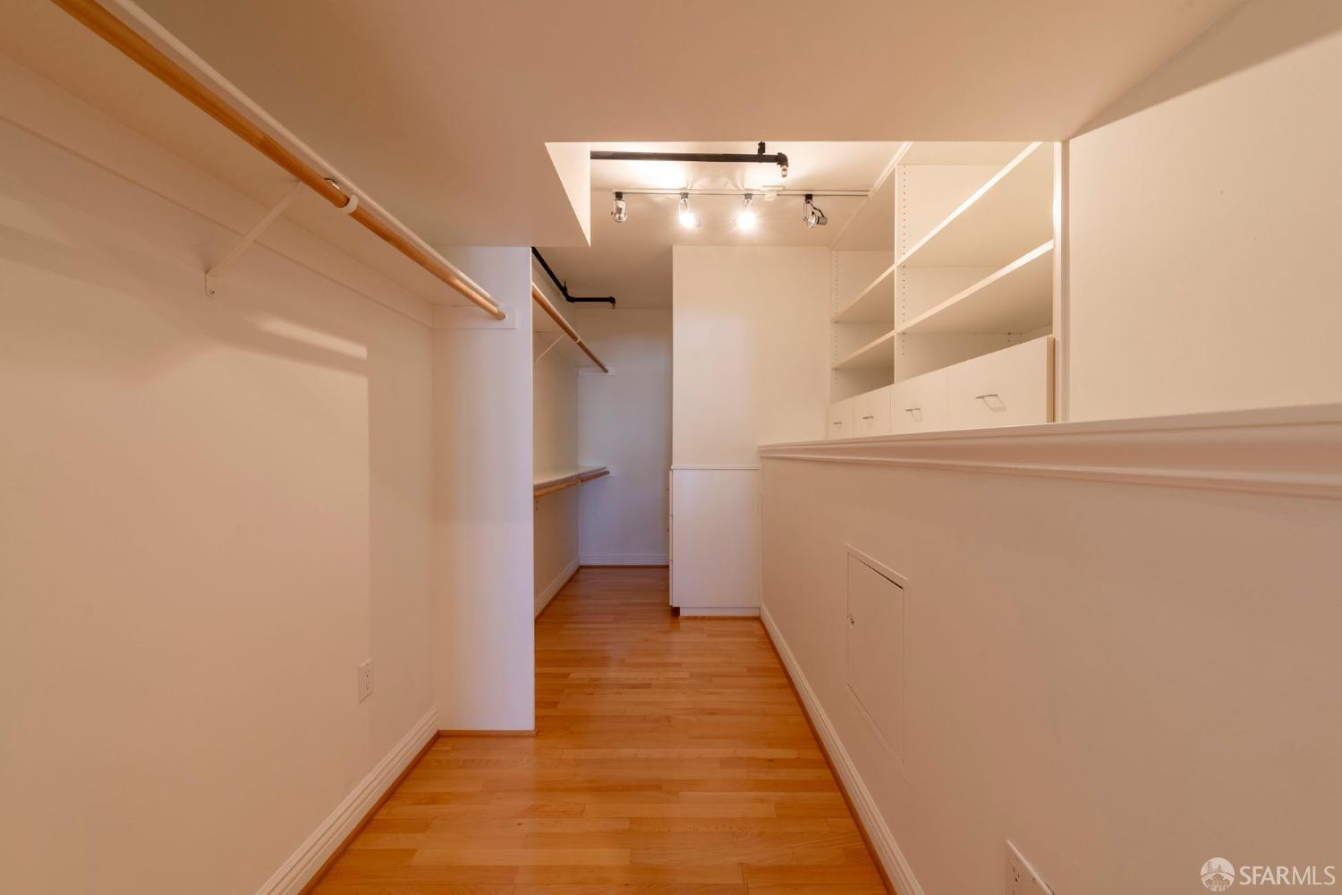 1 Bluxome Street Unit: 403