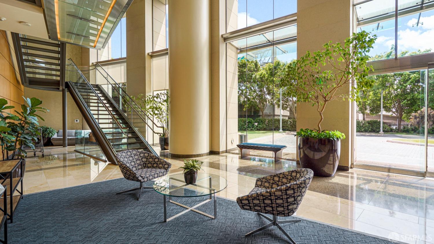 425 1st Street Unit: 5303