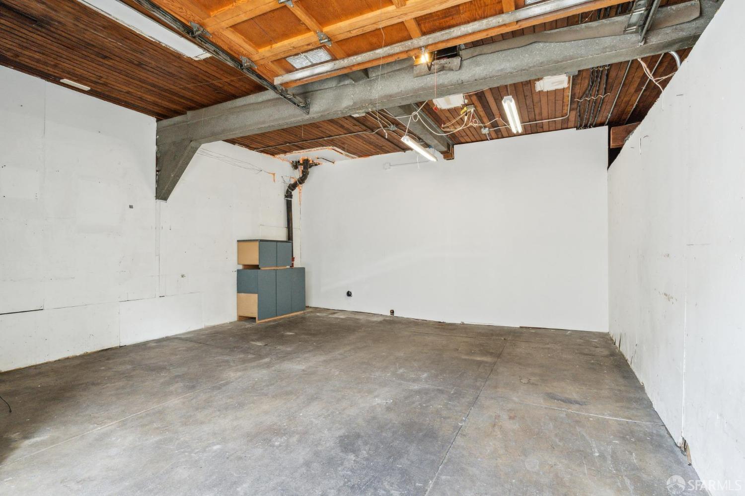 1351 Minna Street