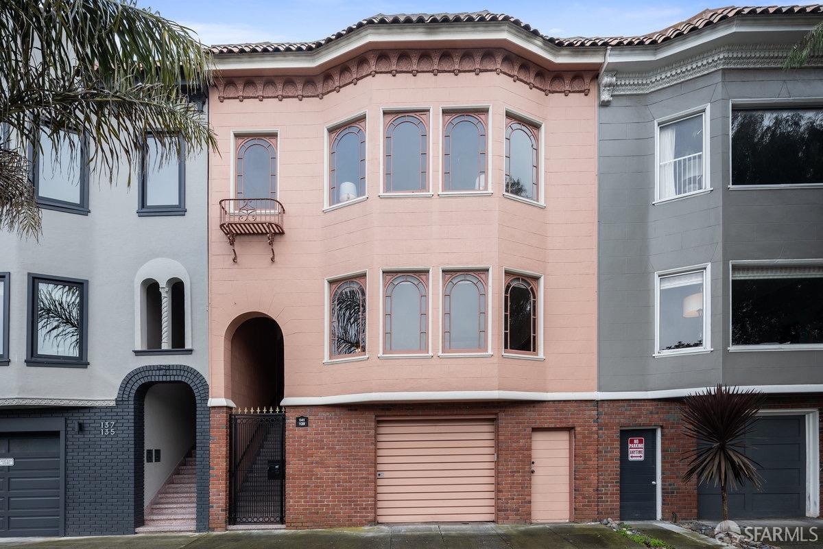 139-141 Alhambra Street