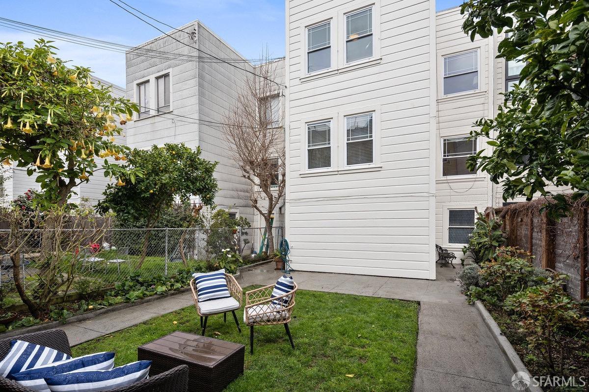 139-141 Alhambra Street