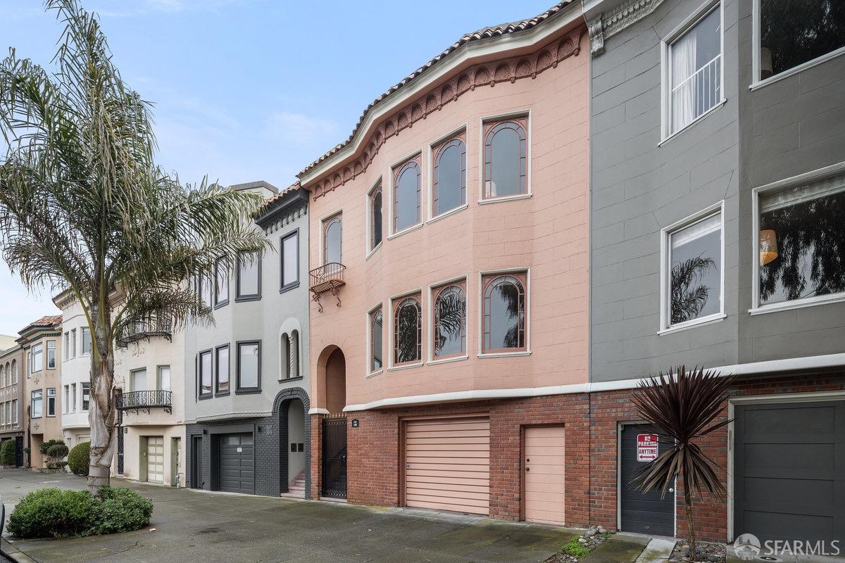 139-141 Alhambra Street
