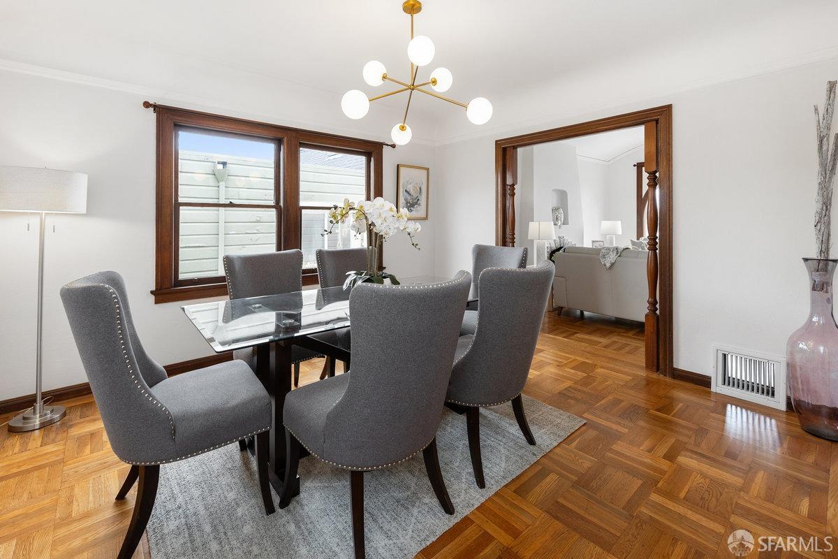 2 Sequoia Way