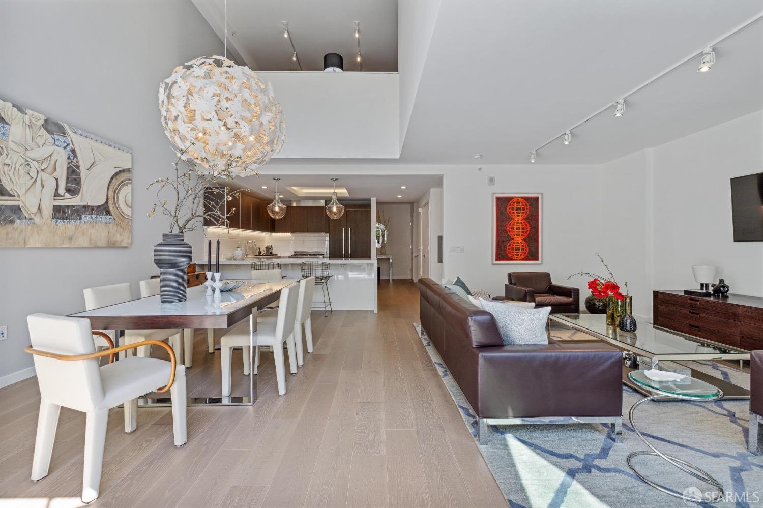1501 Filbert Street Unit: TH1A