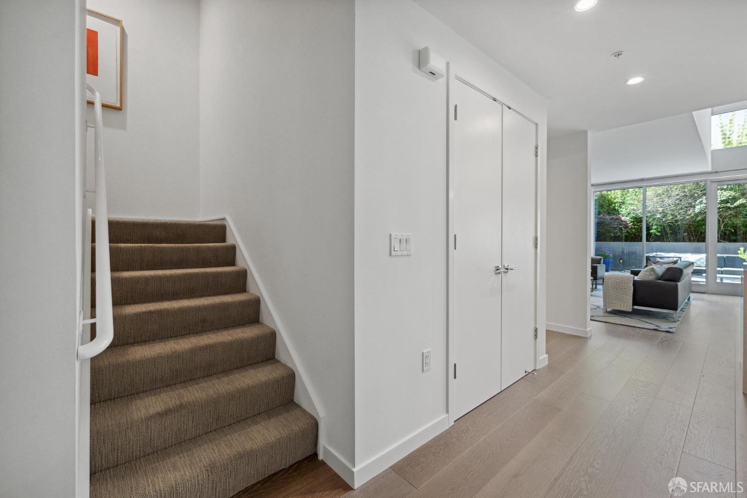 1501 Filbert Street Unit: TH1A