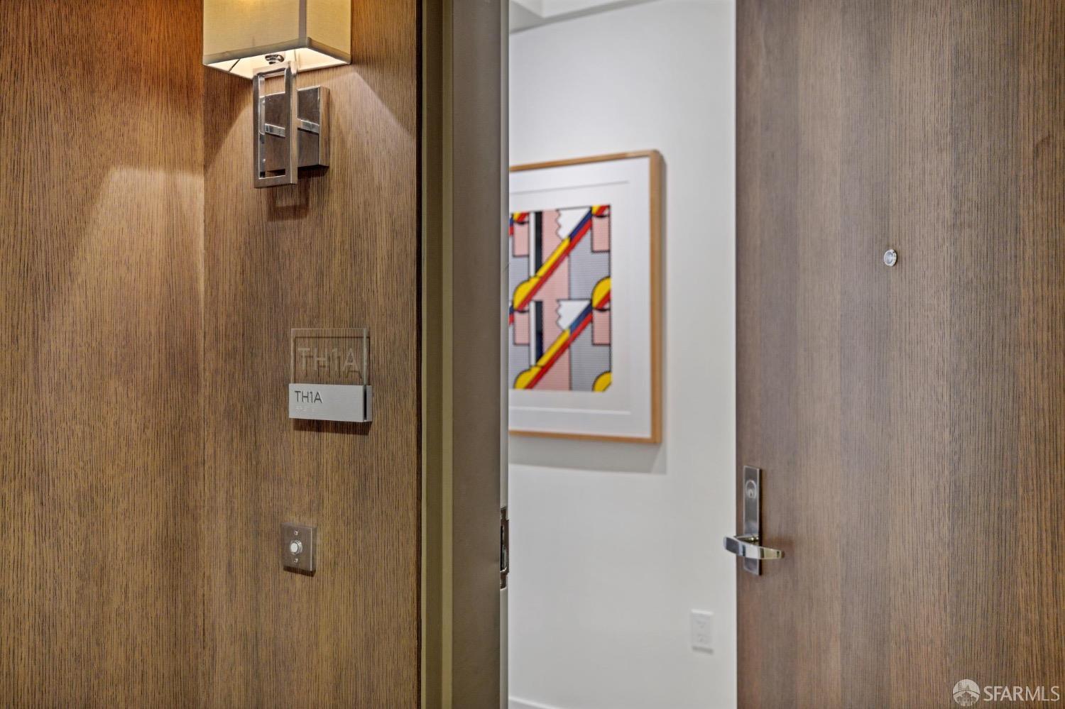 1501 Filbert Street Unit: TH1A