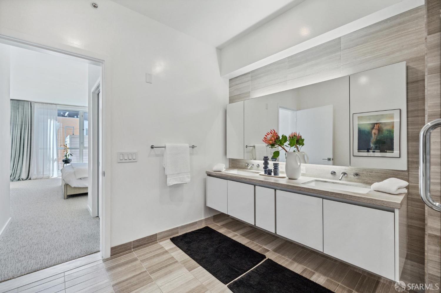 1501 Filbert Street Unit: TH1A