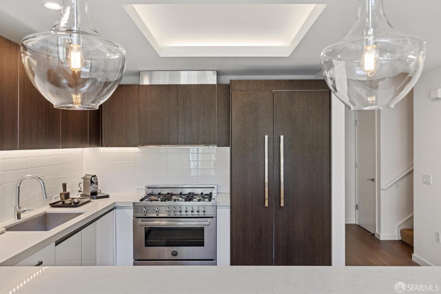 1501 Filbert Street Unit: TH1A