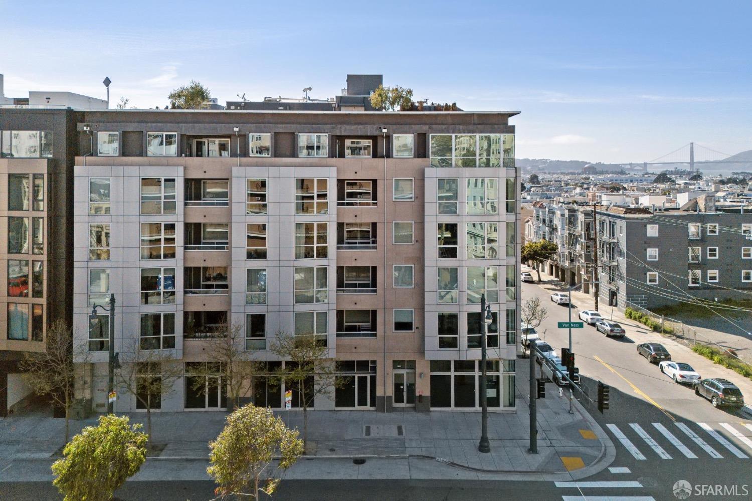 1501 Filbert Street Unit: TH1A