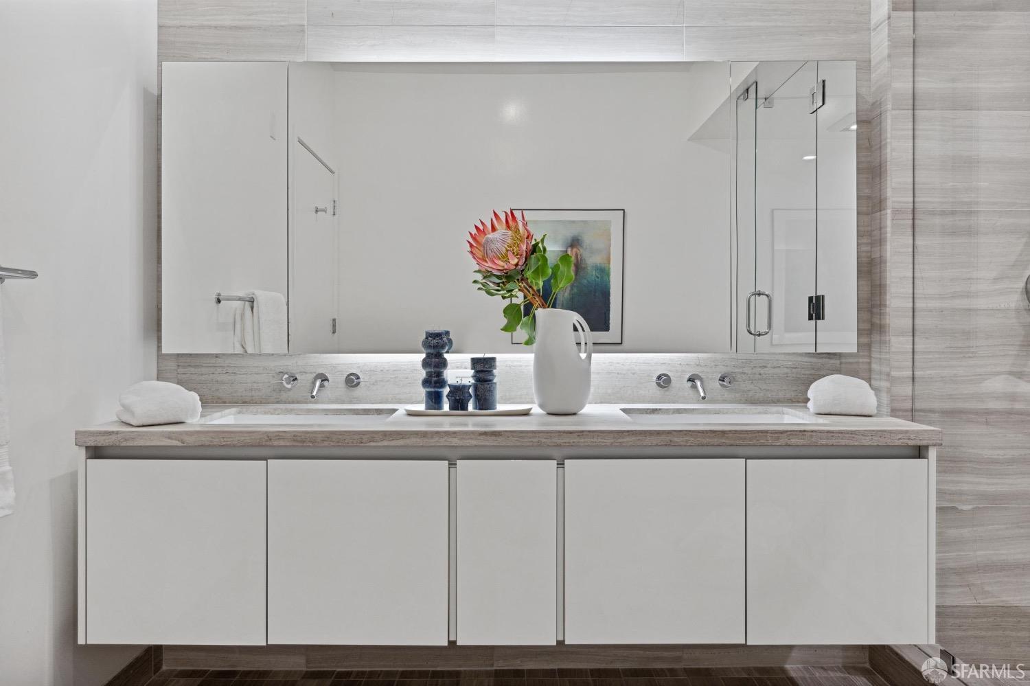 1501 Filbert Street Unit: TH1A