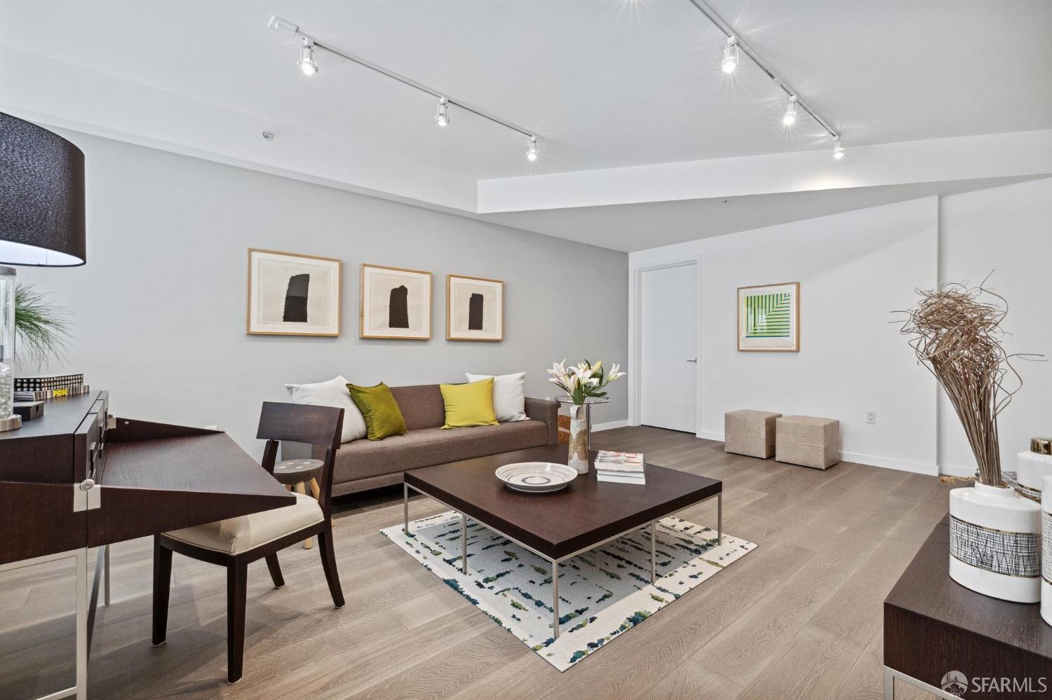 1501 Filbert Street Unit: TH1A