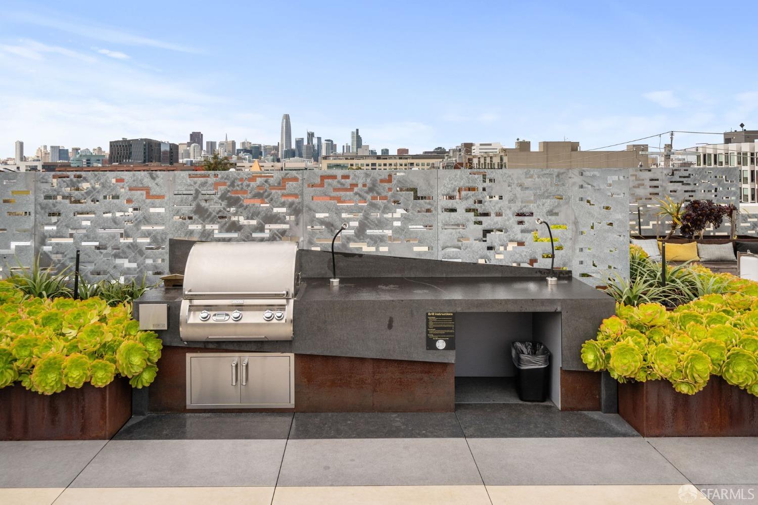 950 Tennessee Street # 404
