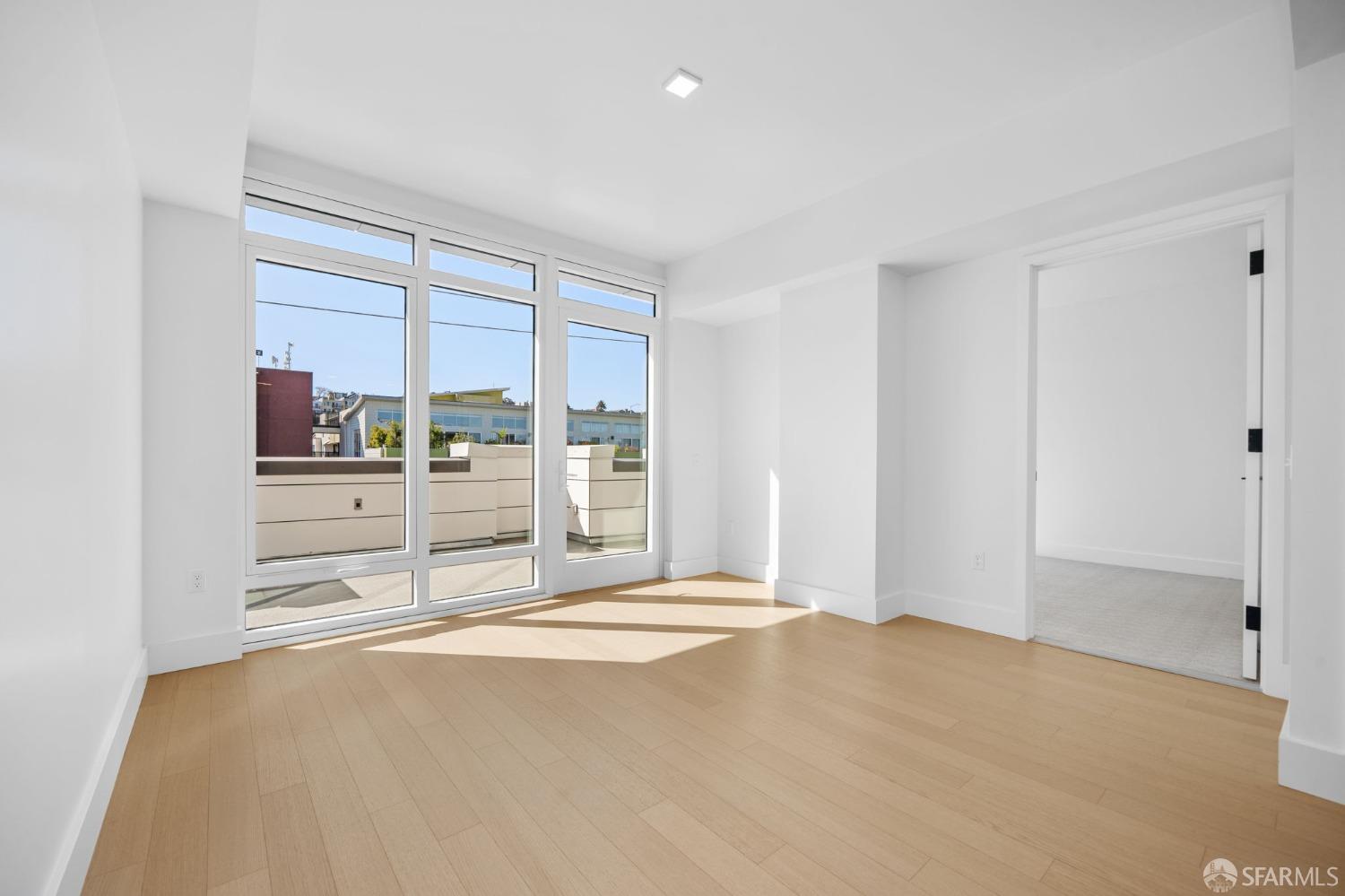 950 Tennessee Street # 404
