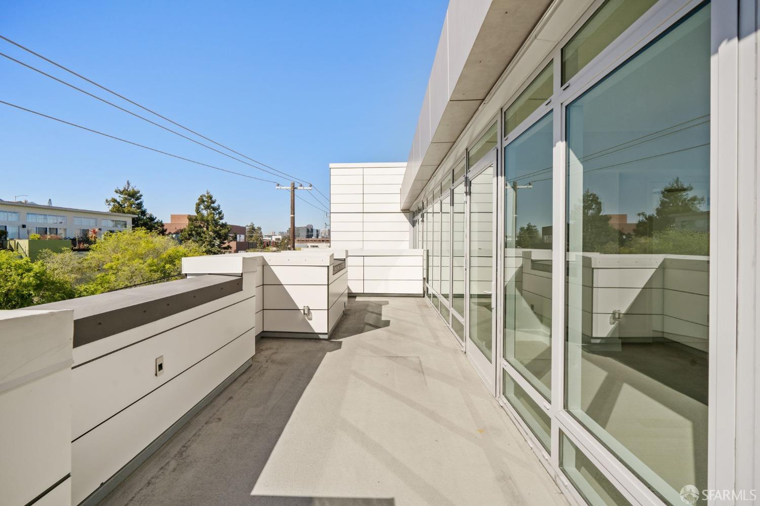 950 Tennessee Street # 404