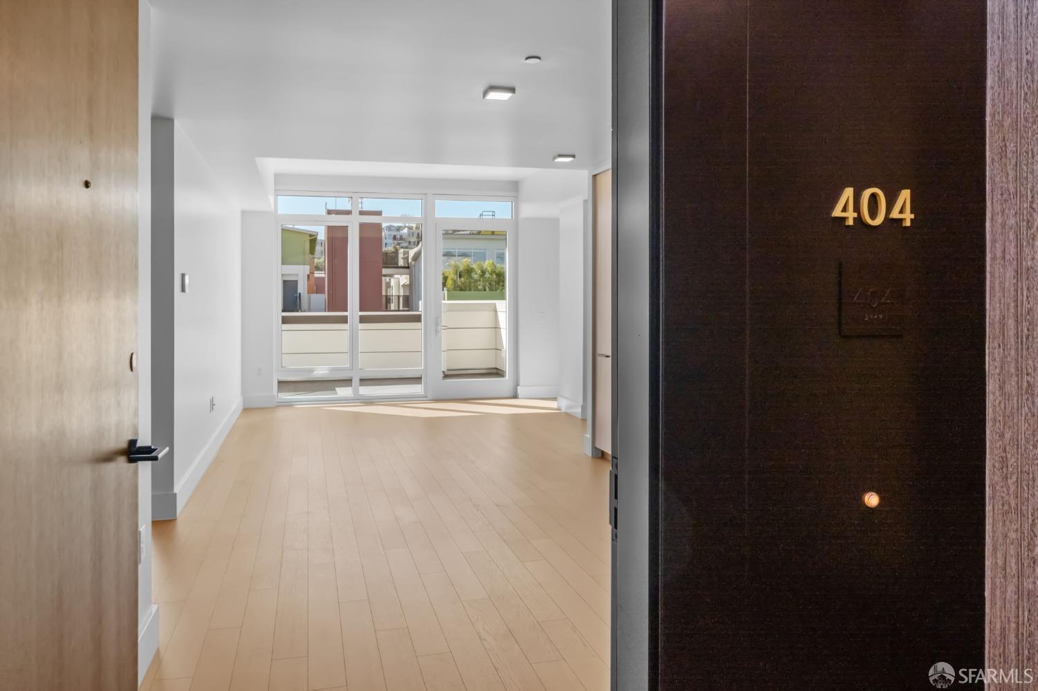 950 Tennessee Street # 404