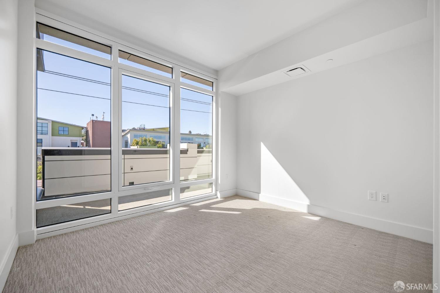 950 Tennessee Street # 404