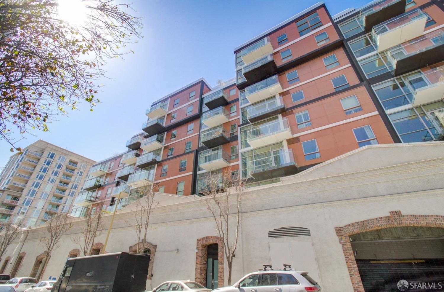 72 Townsend Street # 607