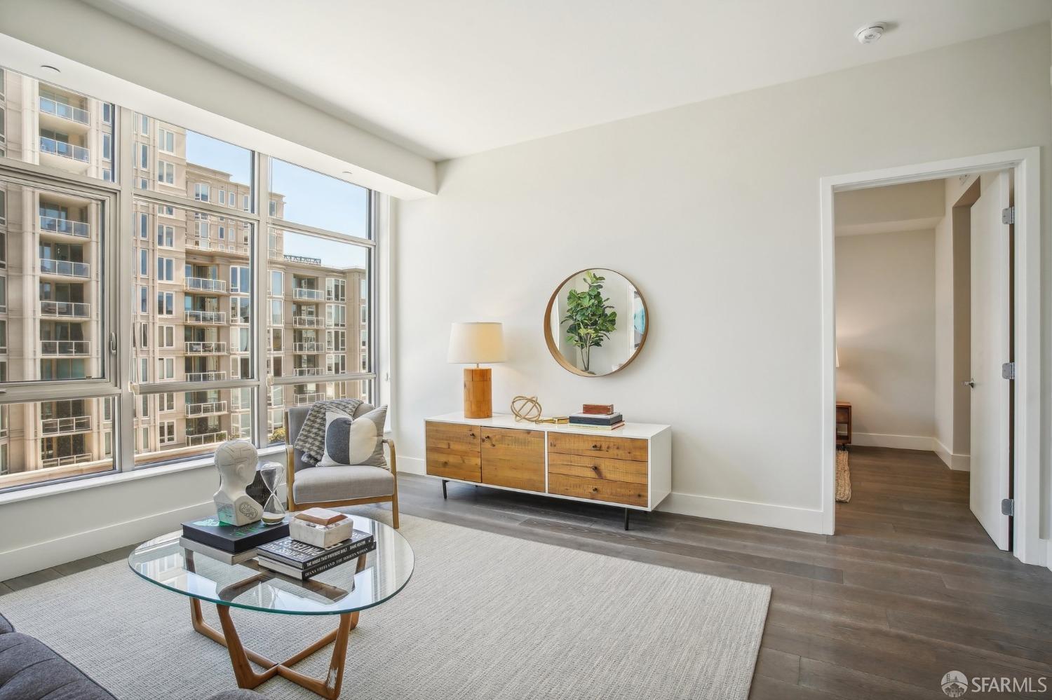 72 Townsend Street # 607