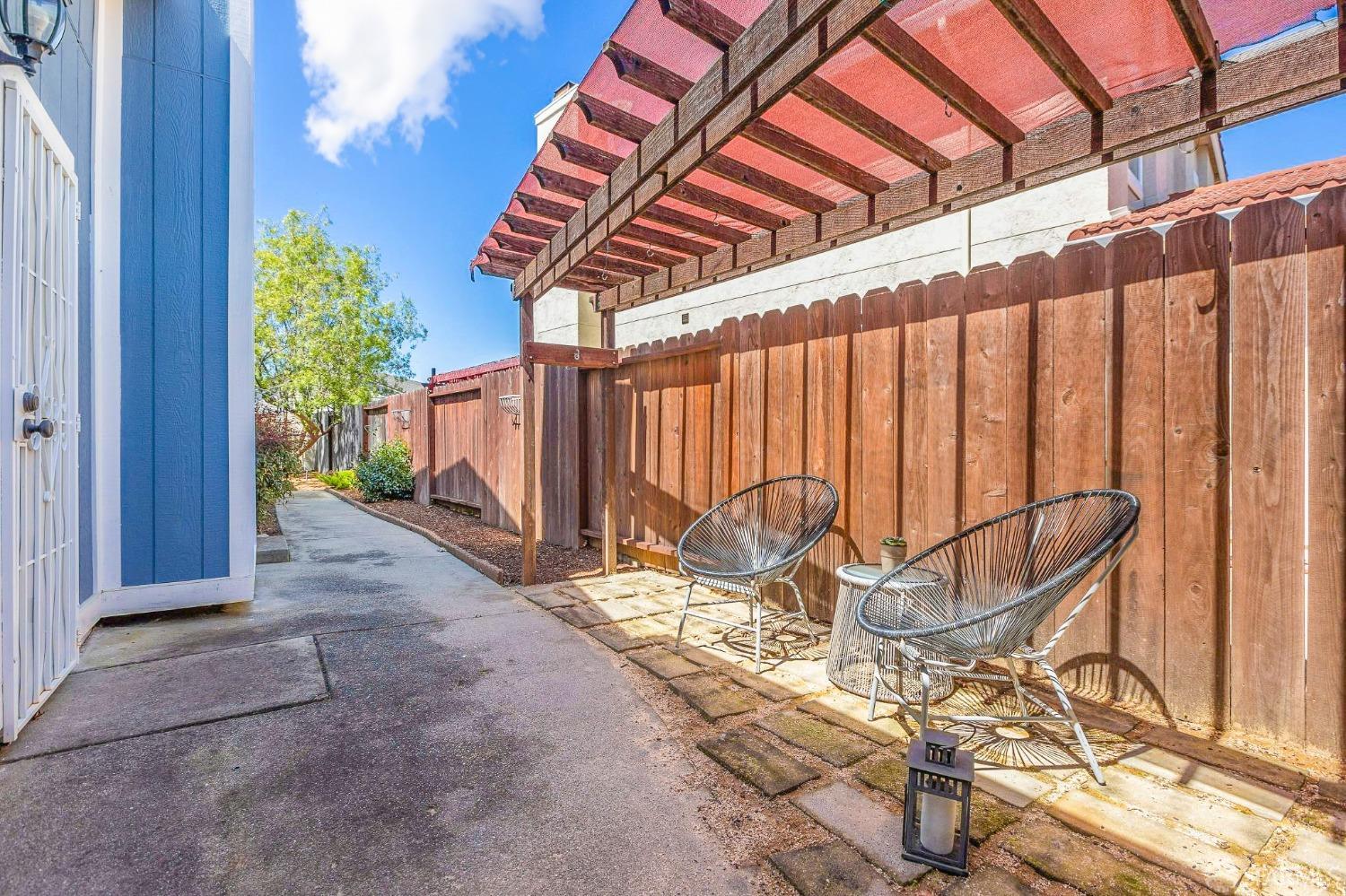 223 Beechnut Street