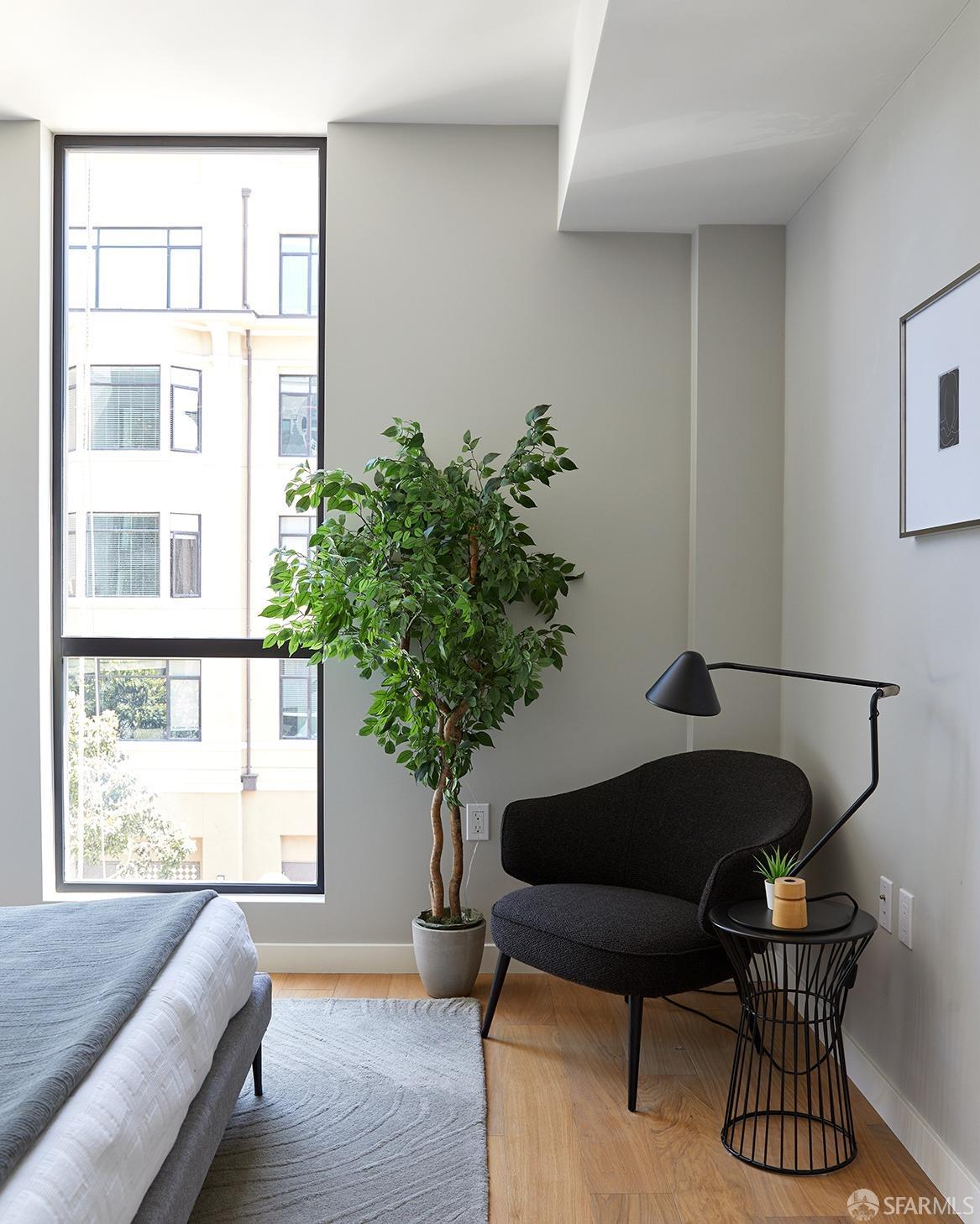 1580 Pacific Avenue # 303