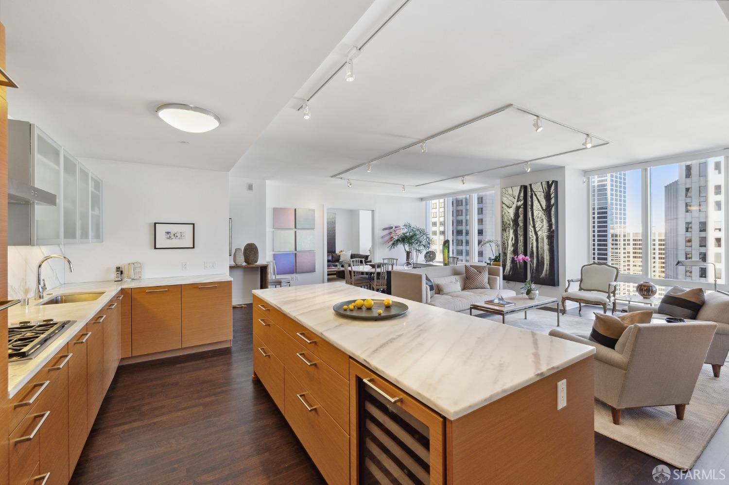 301 Mission Street # 36C