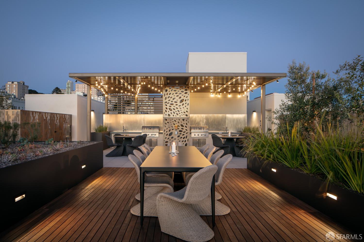 2525 Van Ness Avenue # 203