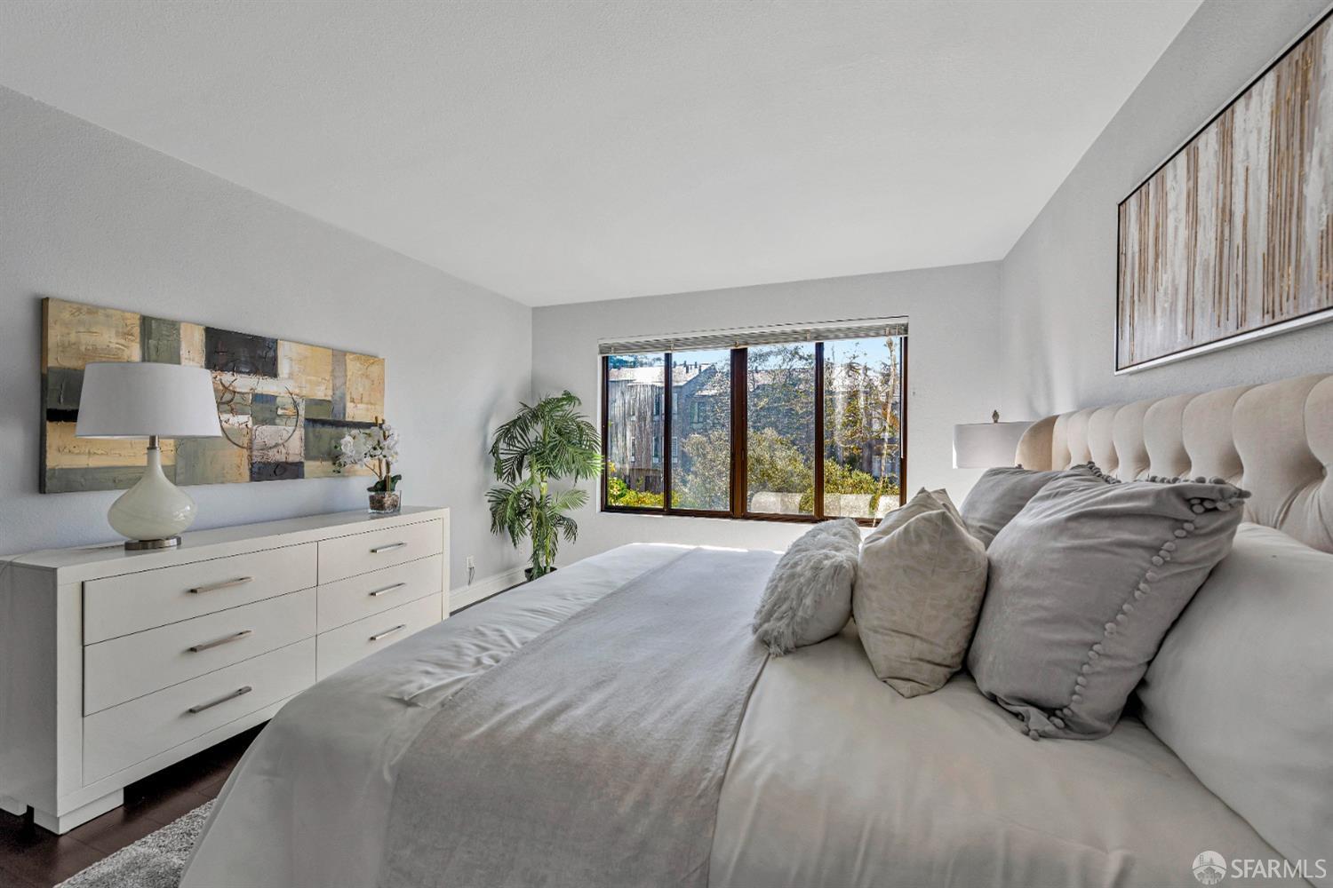 208 N Lake Merced Hills # 2E
