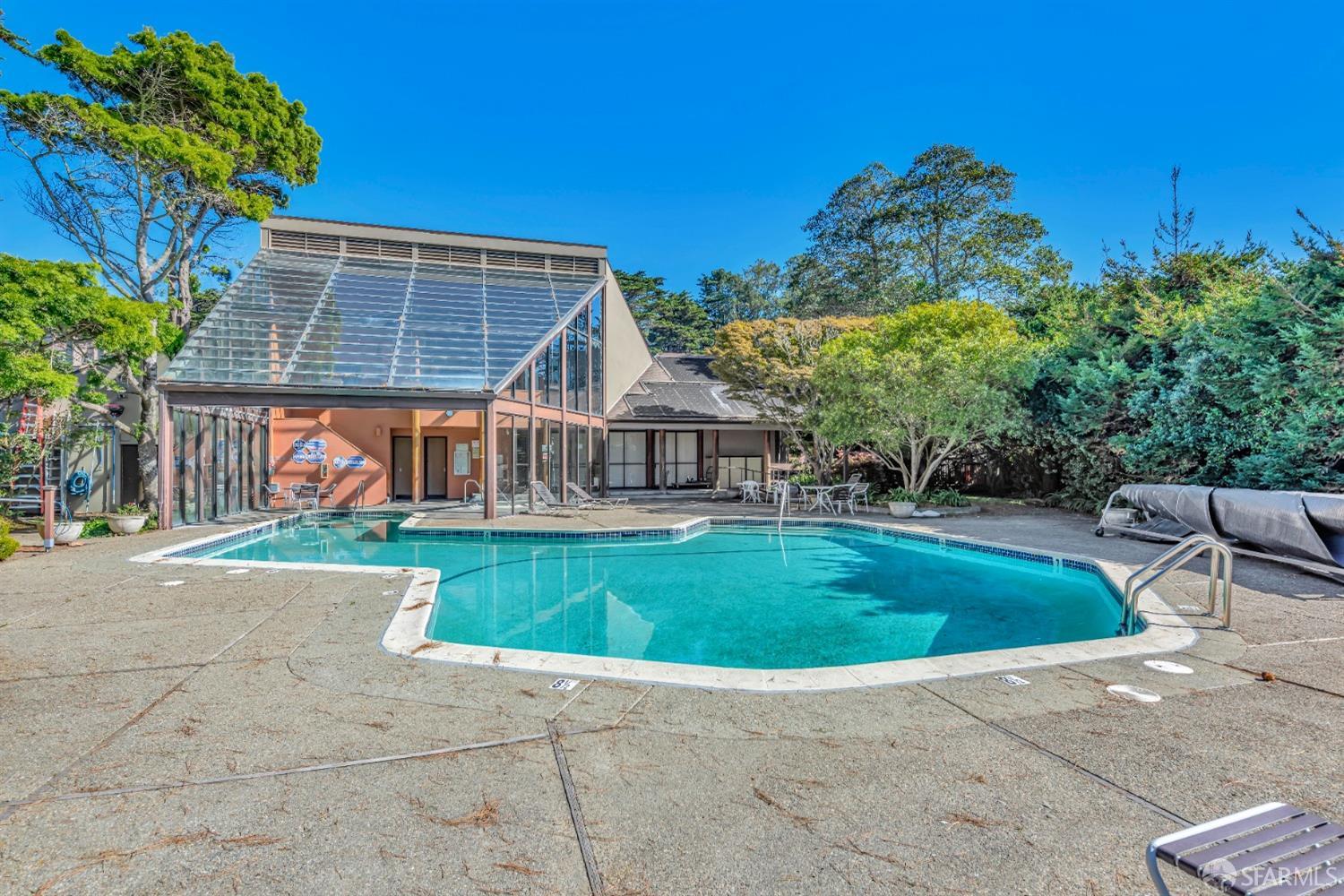 208 N Lake Merced Hills # 2E
