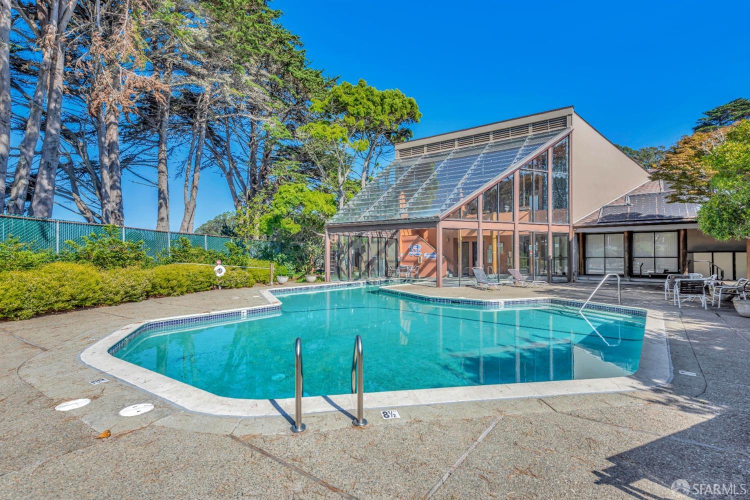 208 N Lake Merced Hills # 2E