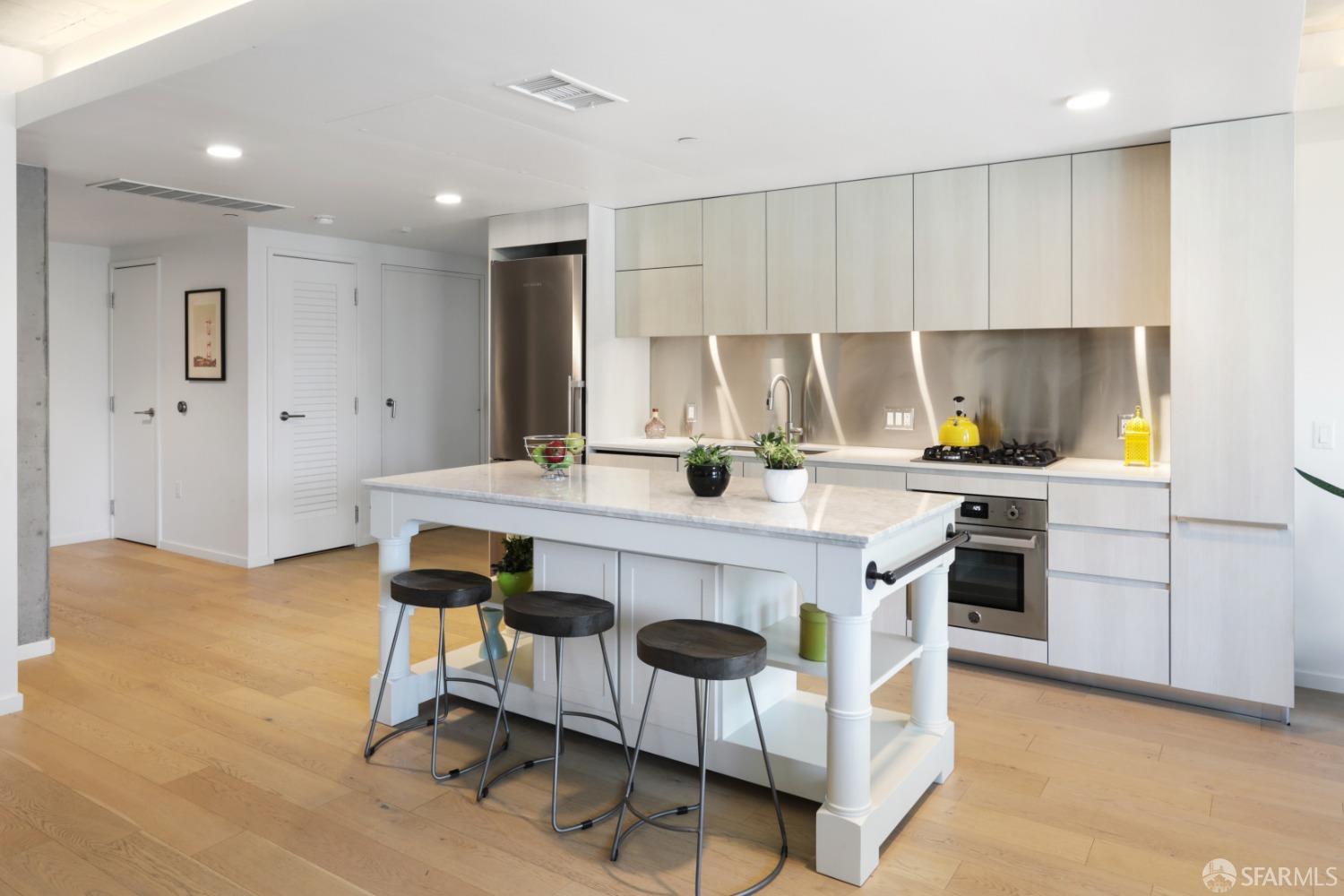 338 Potrero Avenue # 204