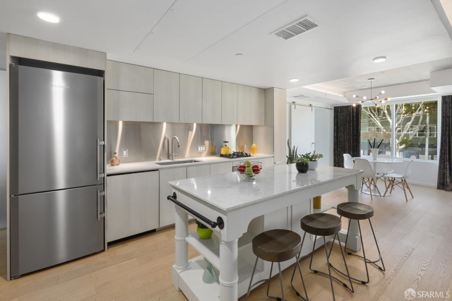 338 Potrero Avenue # 204