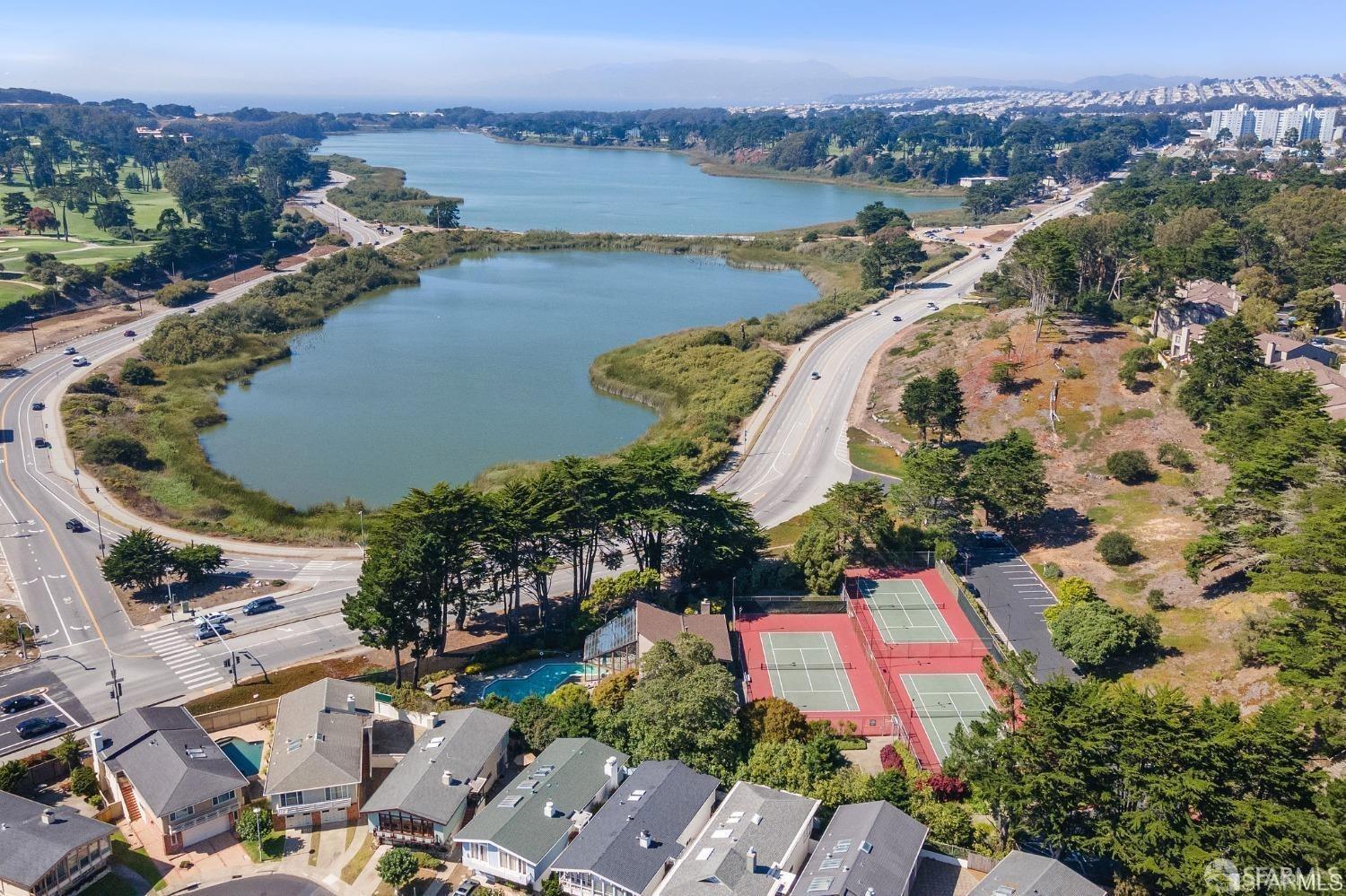 208 N Lake Merced Hills # 1F
