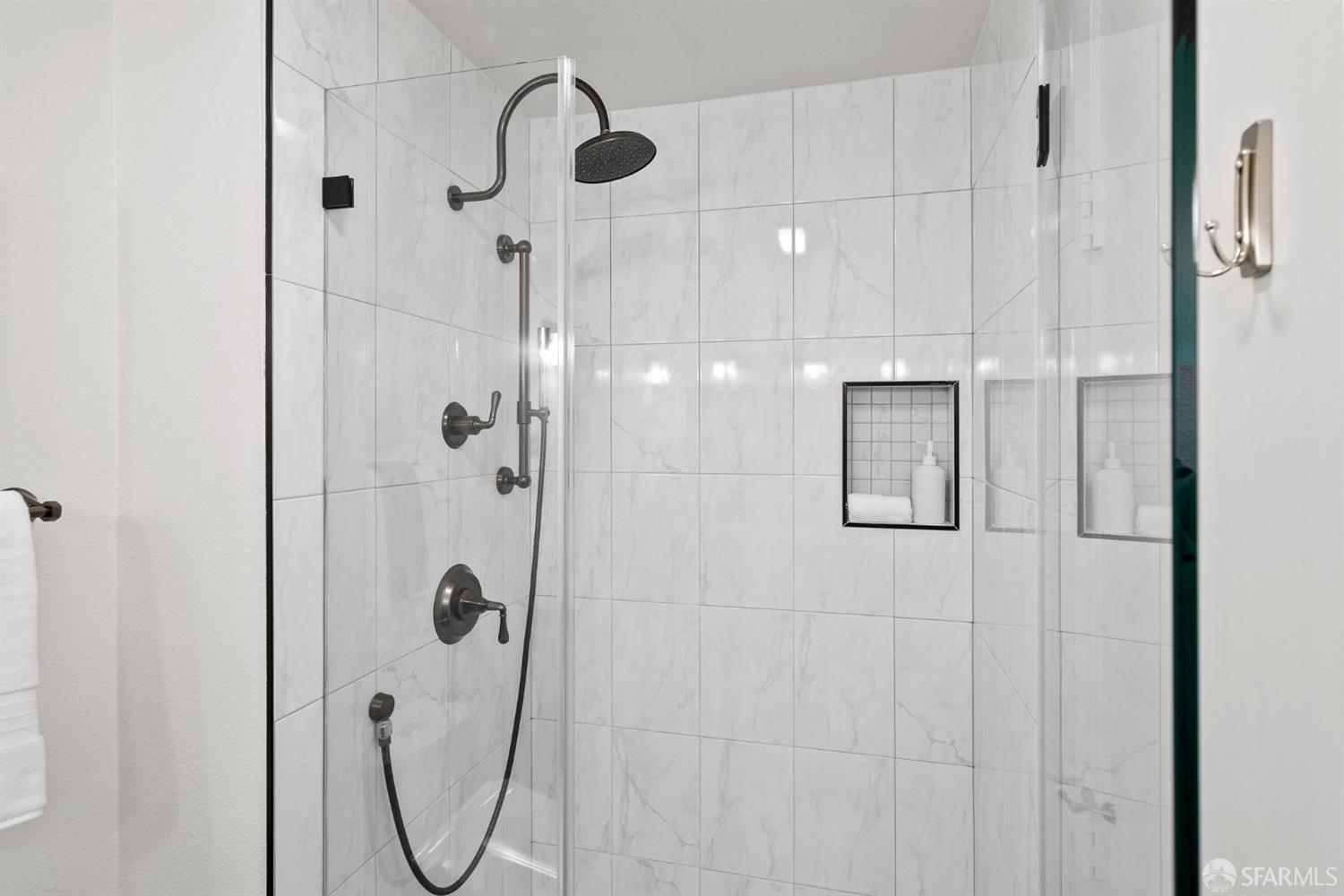 208 N Lake Merced Hills # 1F