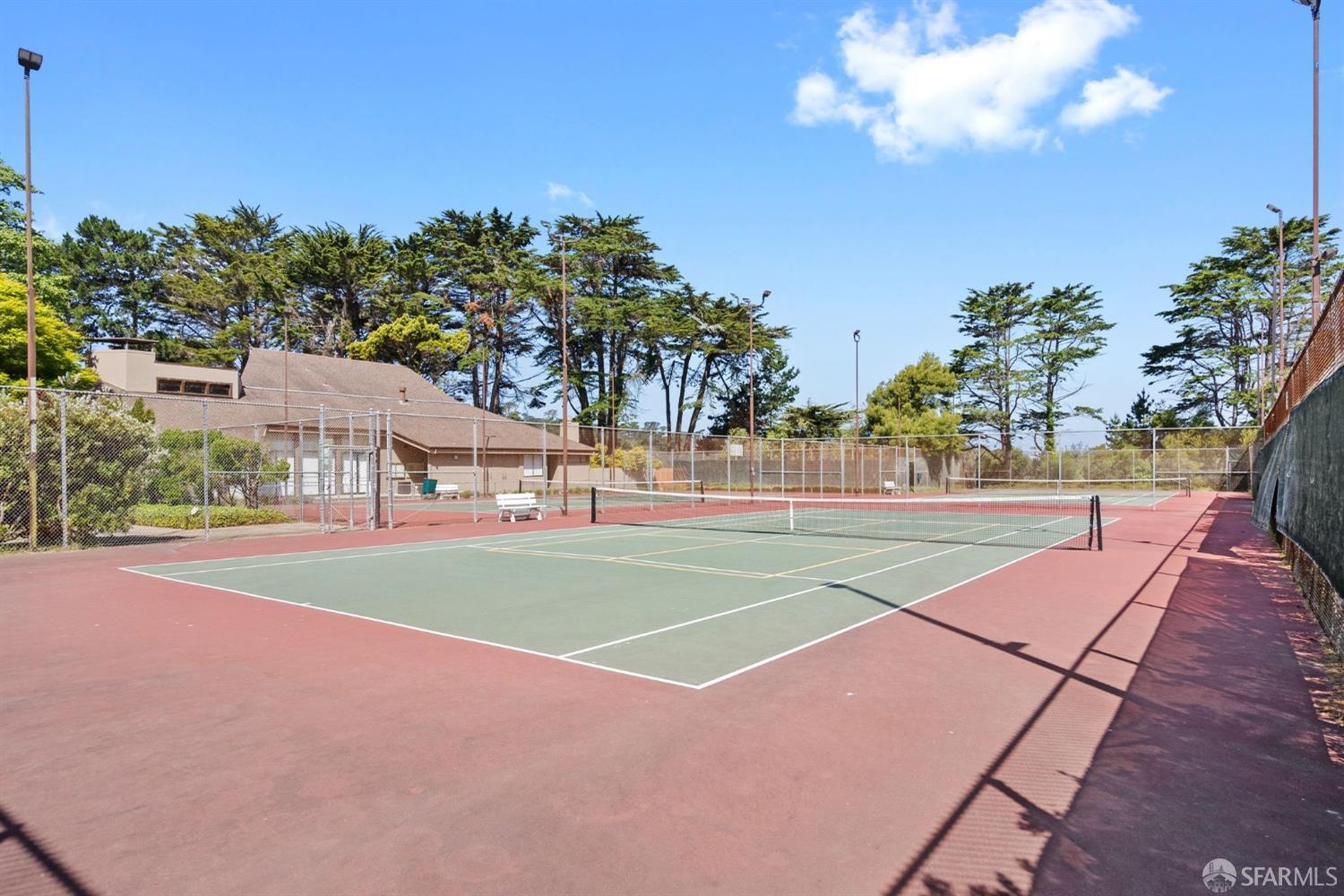 208 N Lake Merced Hills # 1F