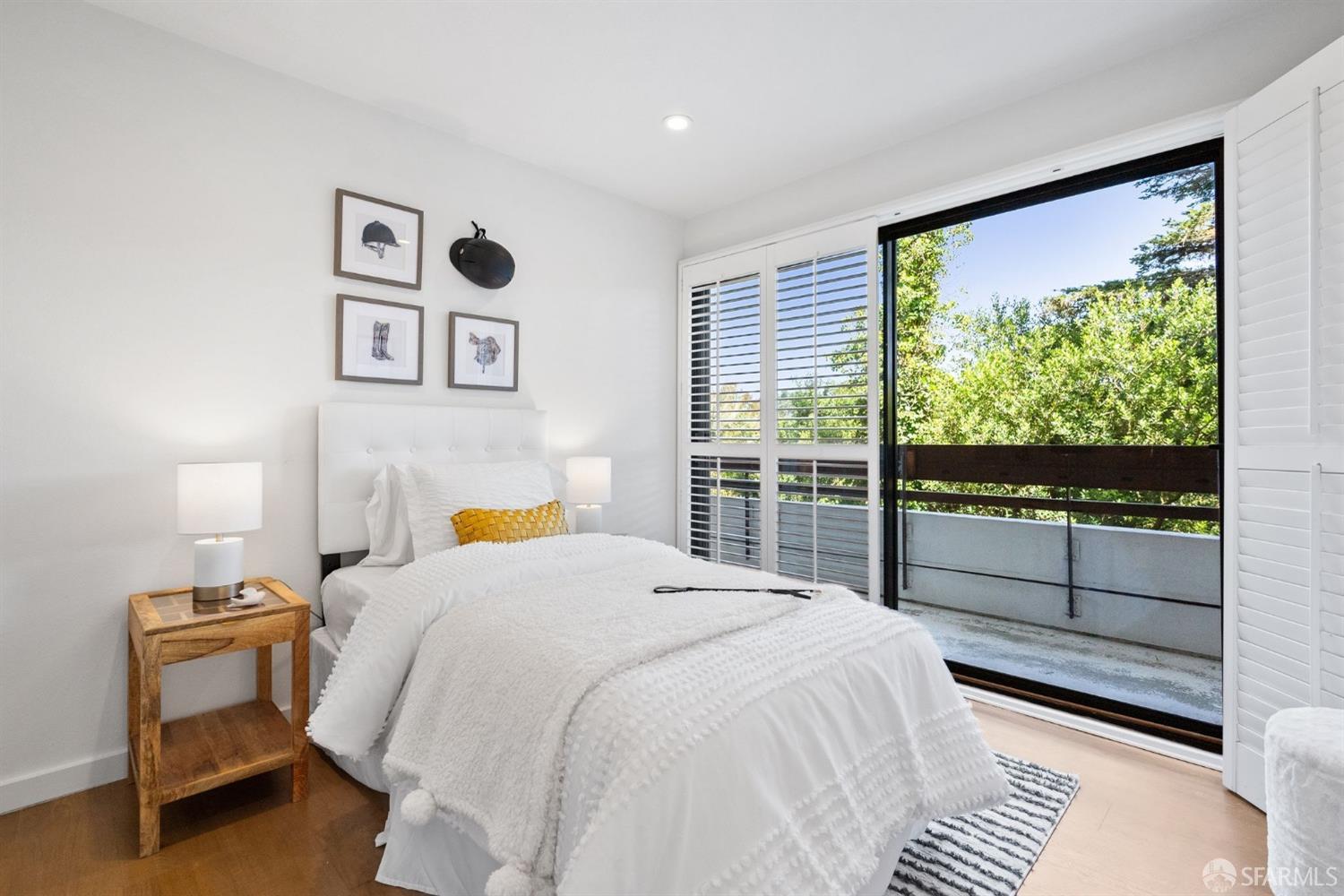 208 N Lake Merced Hills # 1F