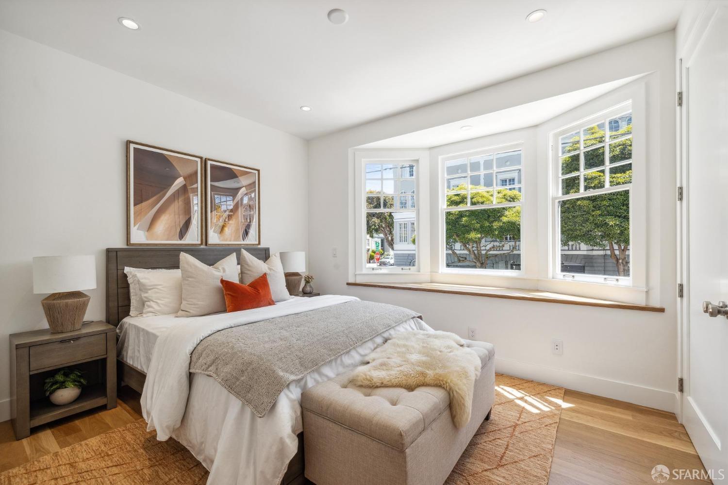 105 8th Avenue