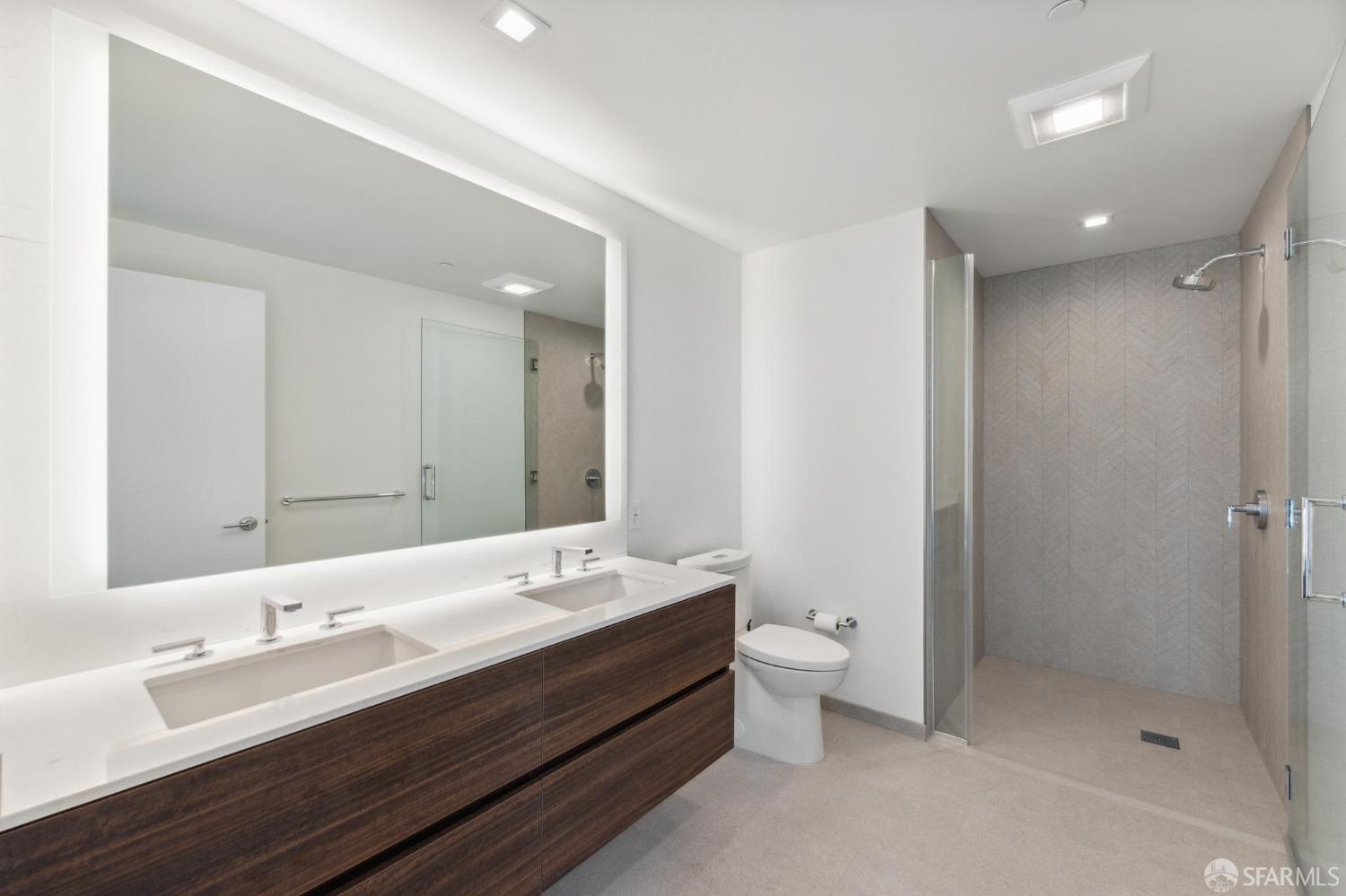 280 Spear Street # 21D