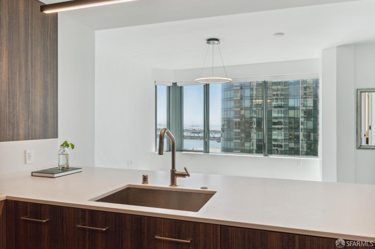 280 Spear Street # 21D