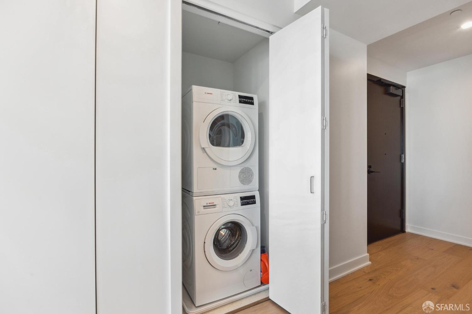 280 Spear Street # 21D