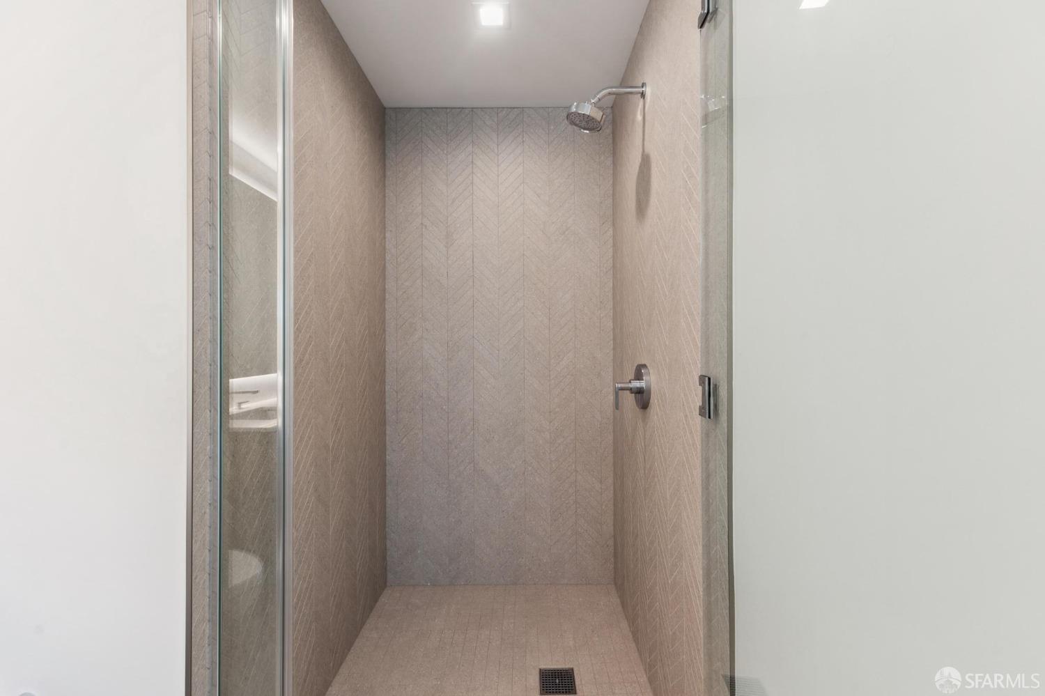 280 Spear Street # 21D