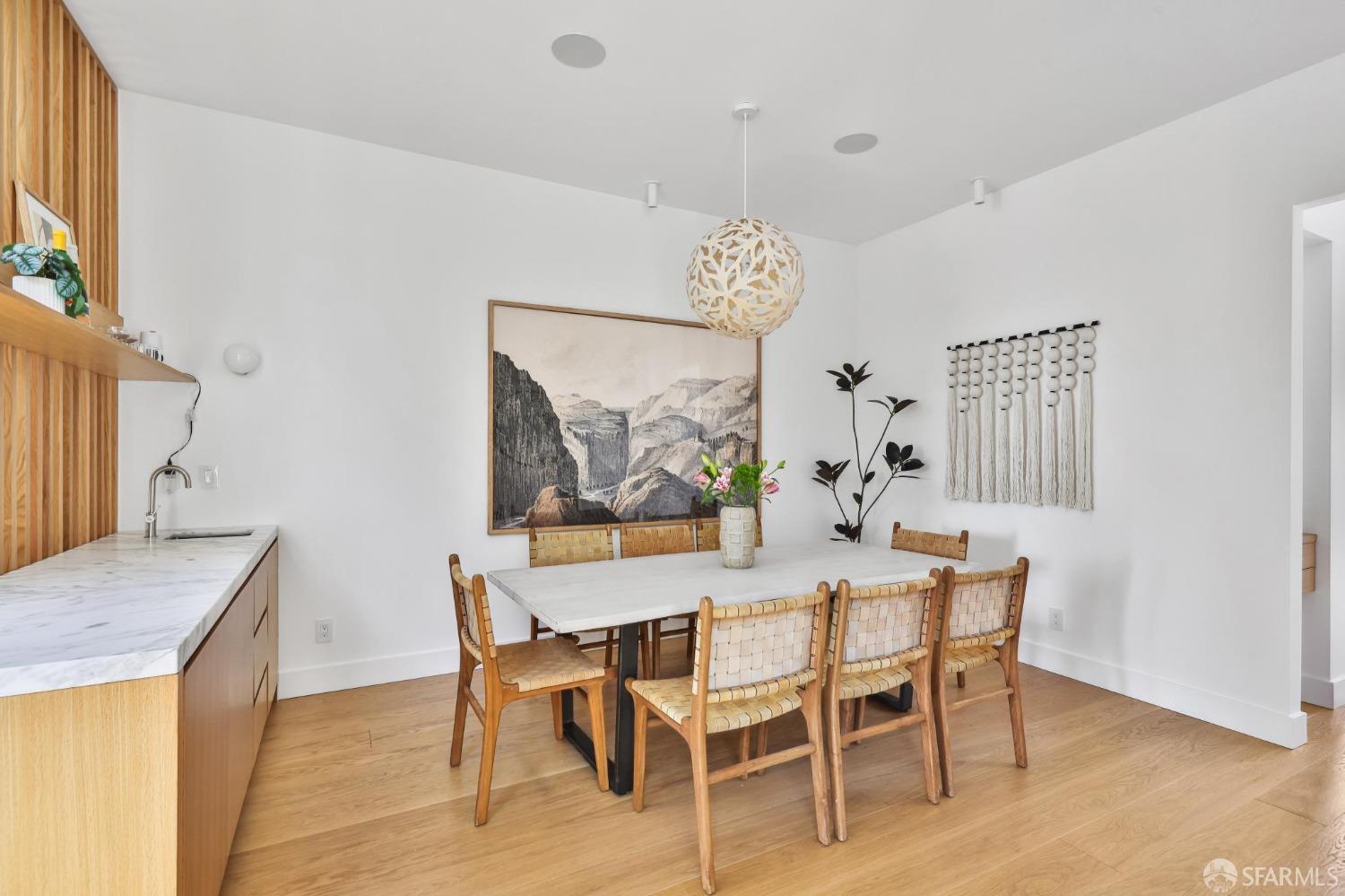 3839 Cesar Chavez Street